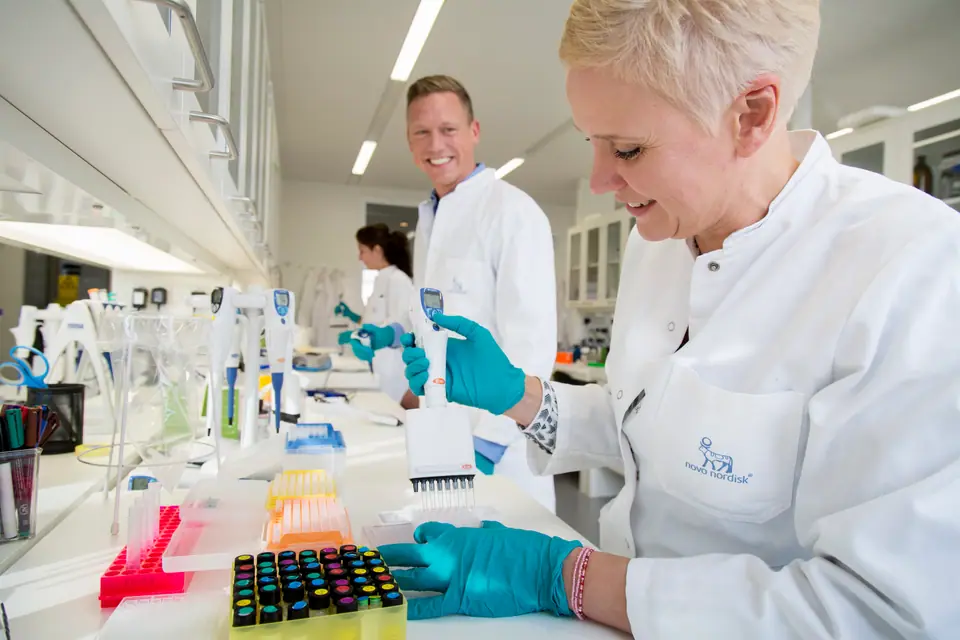 Novo Nordisk aksje. Hvilke aksjer bør jeg invester i nå? Helsesektoren.